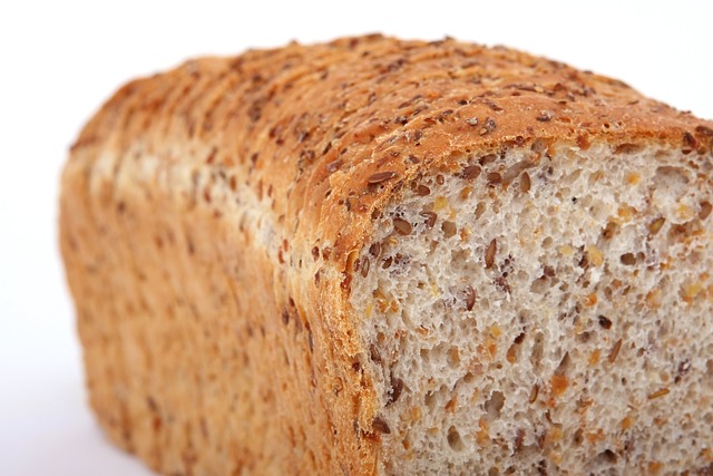 bruinbrood gesneden